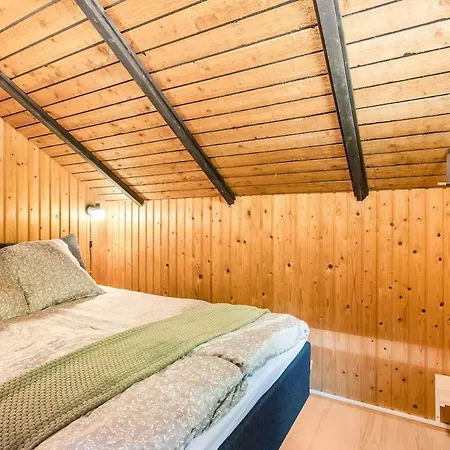 Nyaraló In 2 By The Lake, Legoland, Forestcabindk *