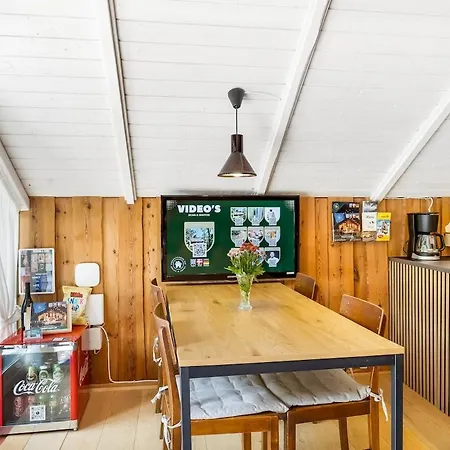 In 2 By The Lake, Legoland, Forestcabindk *