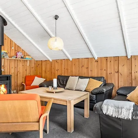Casa vacanze In 2 By The Lake, Legoland, Forestcabindk