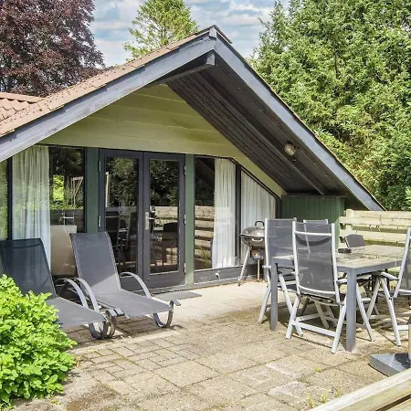 In 2 By The Lake, Legoland, Forestcabindk