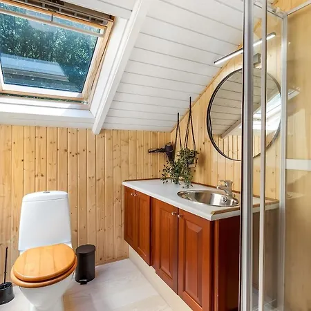 In 2 By The Lake, Legoland, Forestcabindk *